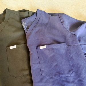 Figs Catarina Top - Navy and Black available!